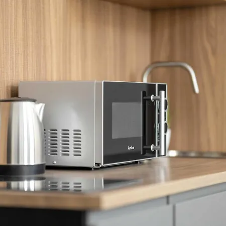 Modern Very Berry In The Centre Of By Renters *