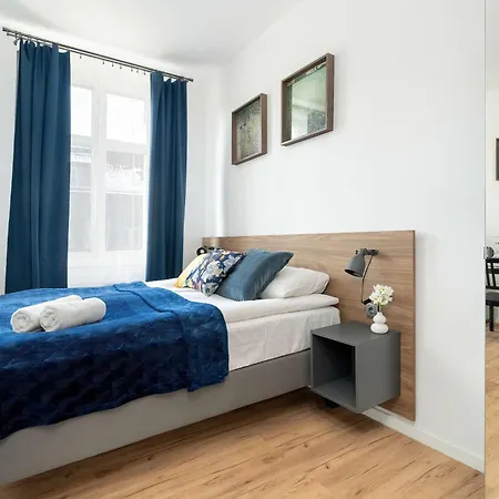 Lejlighed Modern Very Berry In The Centre Of By Renters