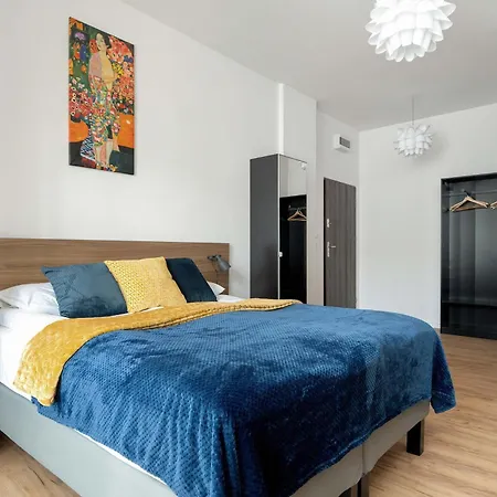 Lejlighed Modern Very Berry In The Centre Of By Renters Poznań