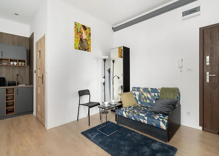 Apartment Modern Very Berry In The Centre Of By Renters *