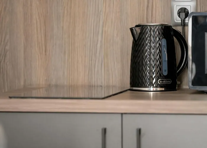 Modern Very Berry In The Centre Of By Renters Daire