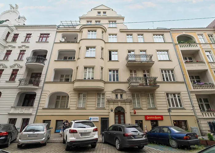 Modern Very Berry In The Centre Of By Renters Poznan